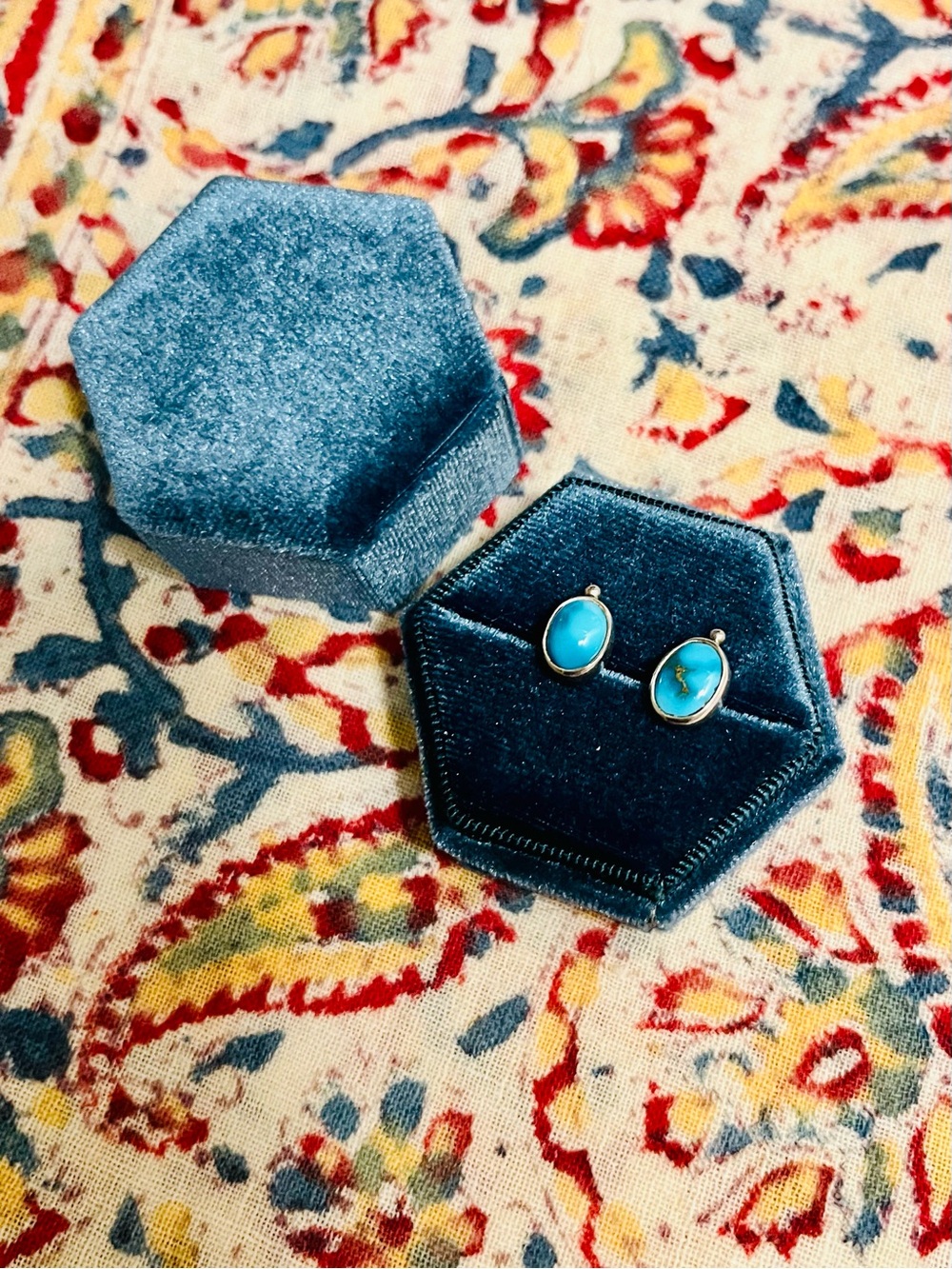 Navajo Turquoise Oval Stud Earrings in sterling silver Setting - Women Jewelry
